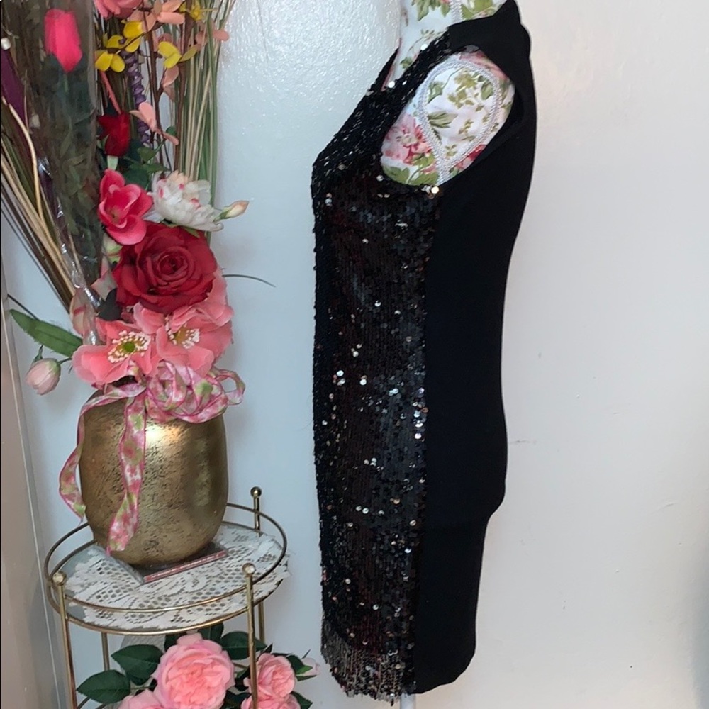 Elegant black sequined dress 🌹 - Picture 3 of 6